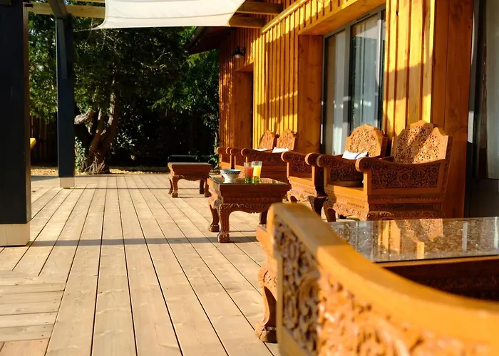 Bed & Breakfast Les De L'arestel